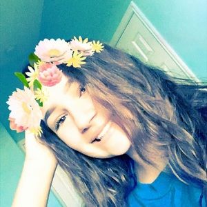 Meet your Posher, Talia